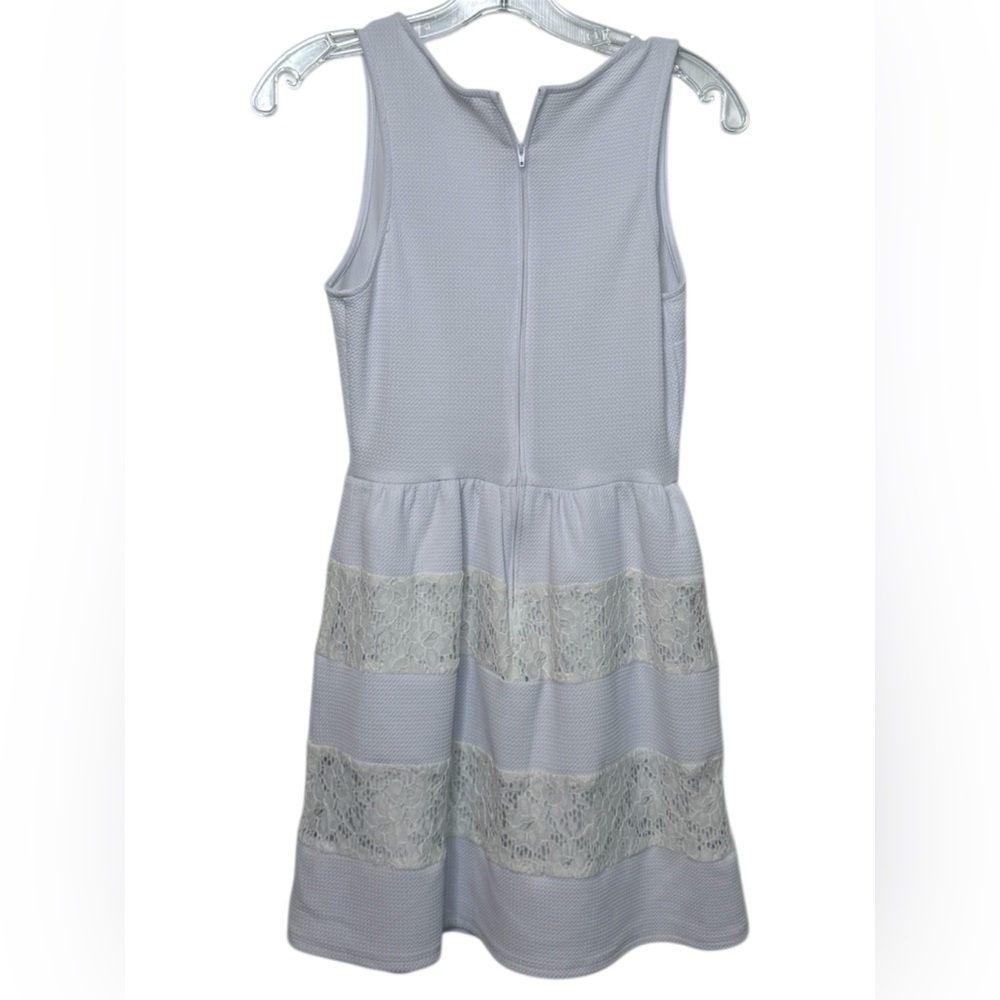 City Studio White Lace Mini Dress Lined Zip Up Size 5 - Picture 5 of 10
